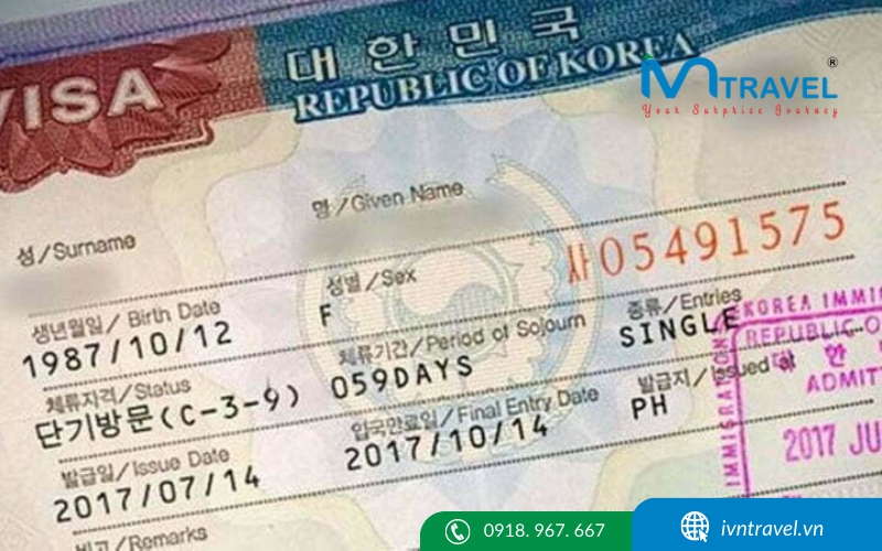 Số thẻ trên thị thực Hàn Quốc thường nằm ở góc bên phải phía trên của visa